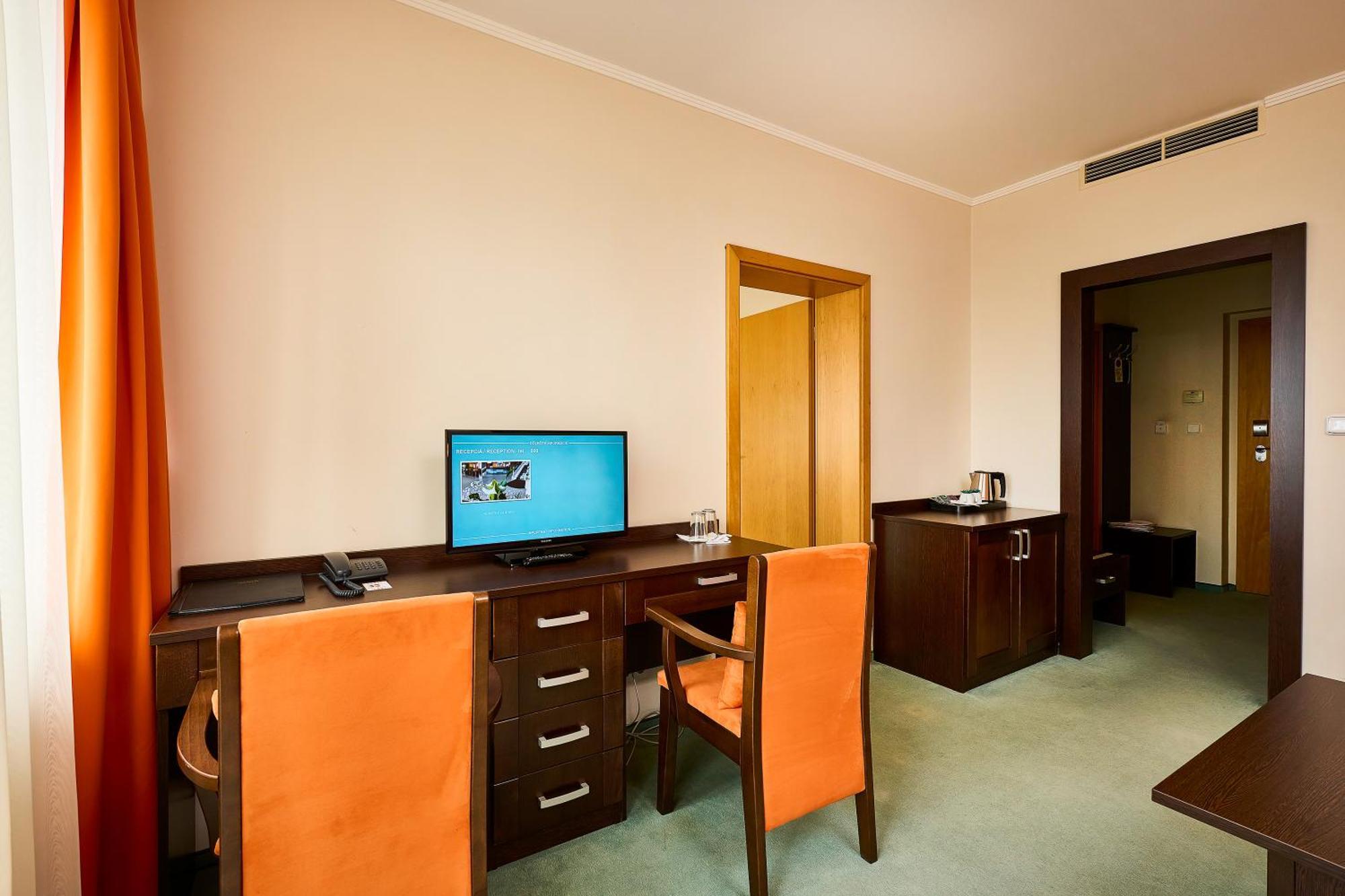 Hotel SOREA REGIA Pressburg Exterior foto