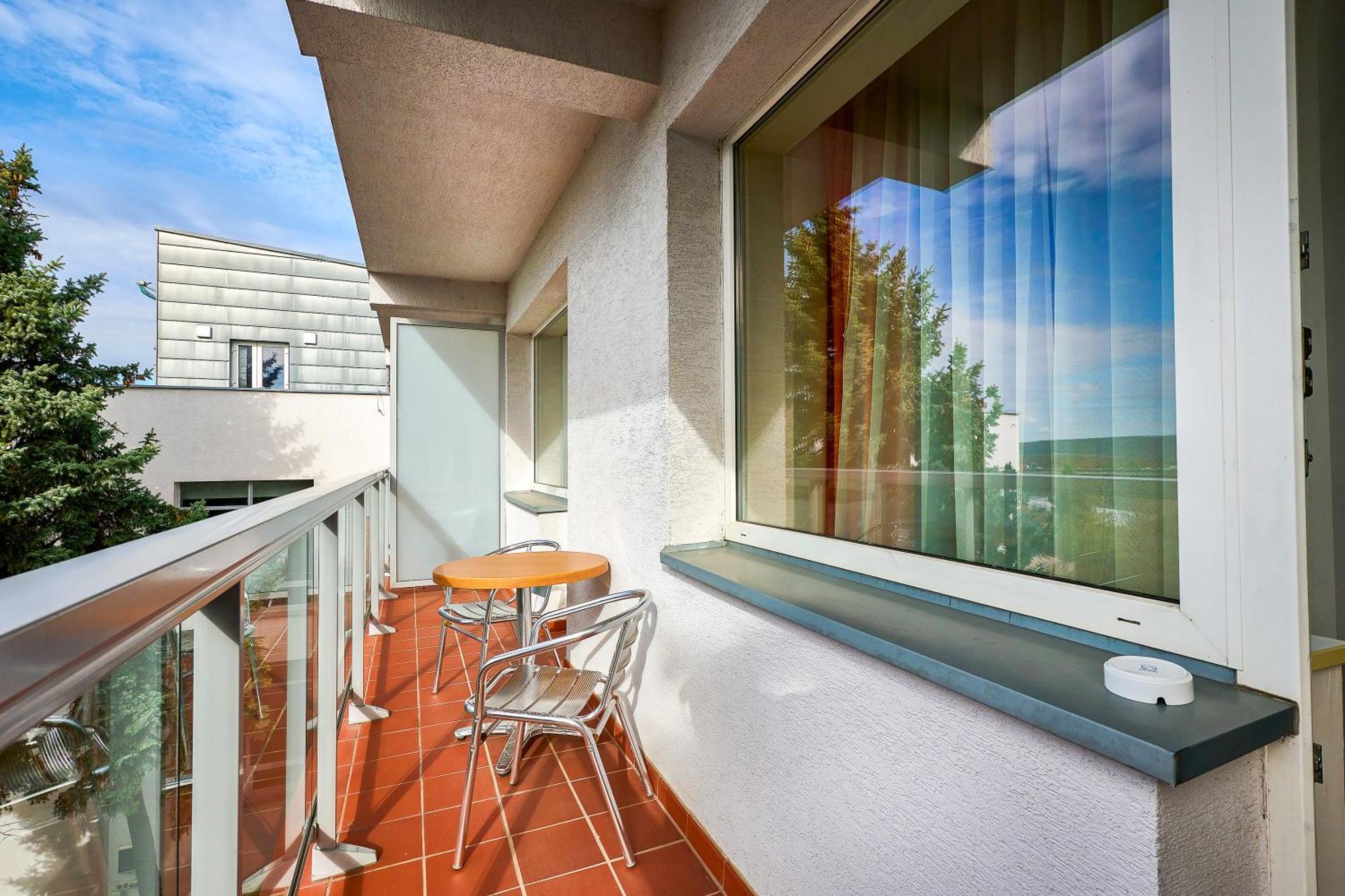 Hotel SOREA REGIA Pressburg Exterior foto